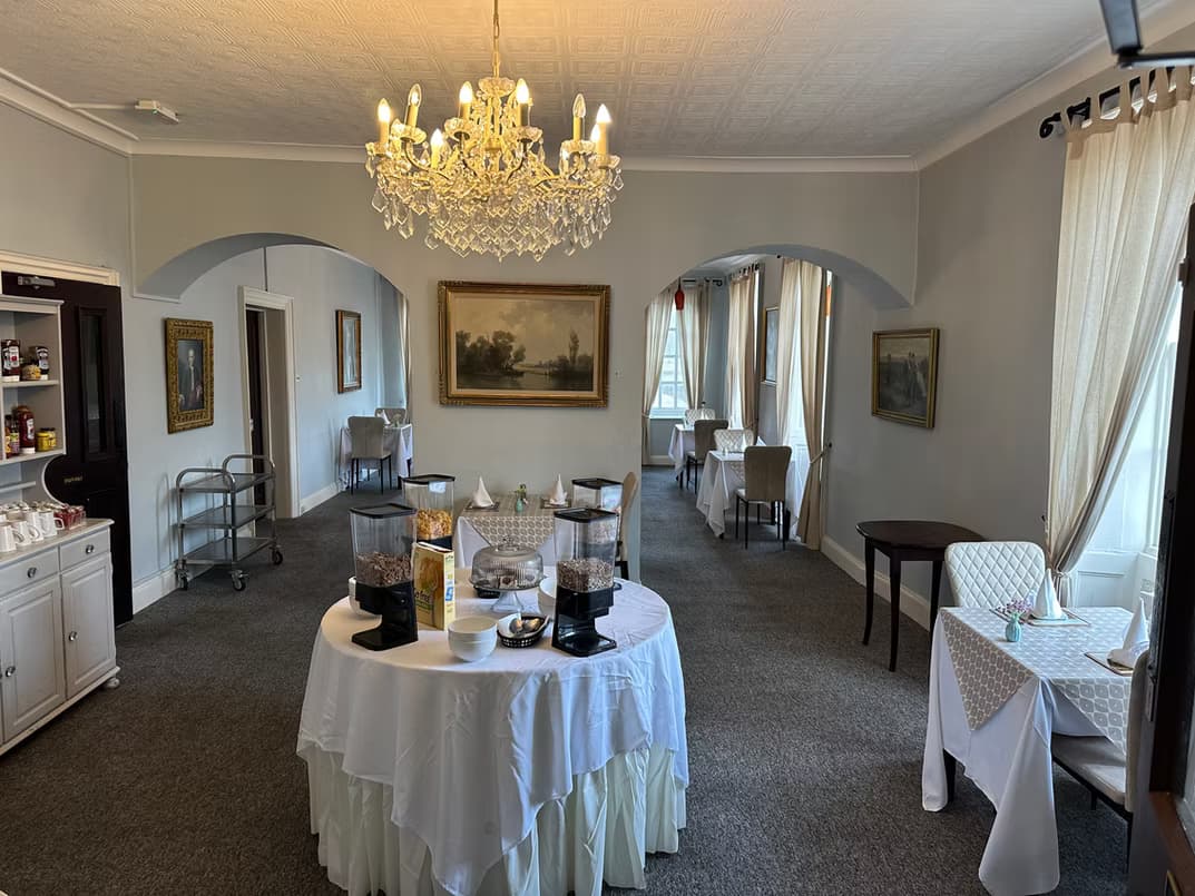 Table set in Salmon’s Leap Restaurant